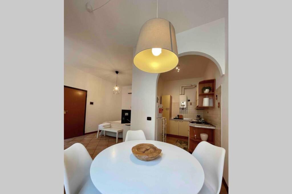 Unconventional Apartment: Centro Storico Con Bici Mantua Exterior foto