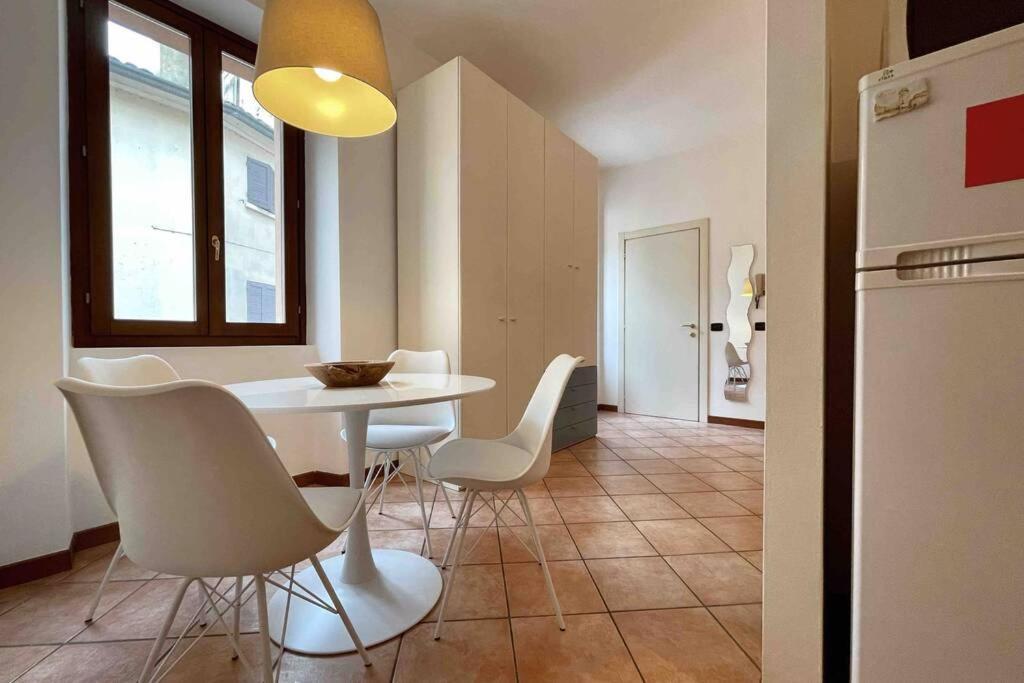 Unconventional Apartment: Centro Storico Con Bici Mantua Exterior foto